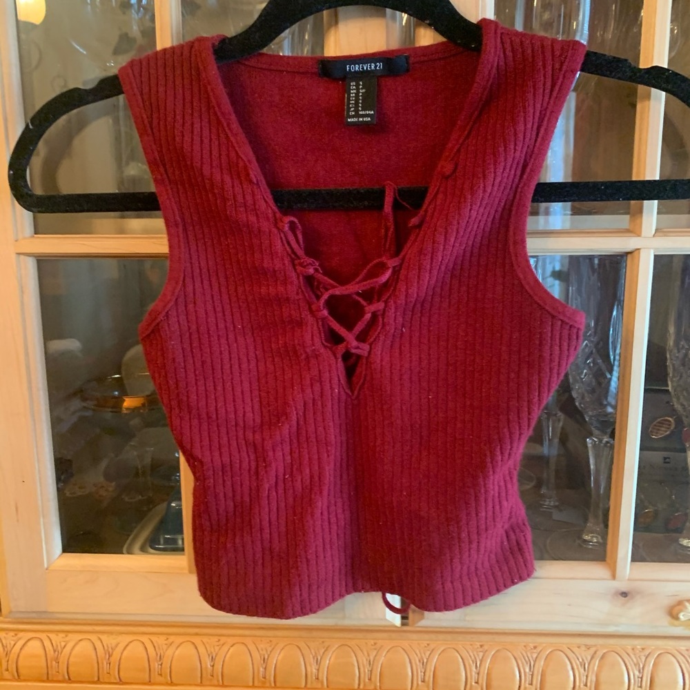 Sleeveless Sweater crop top